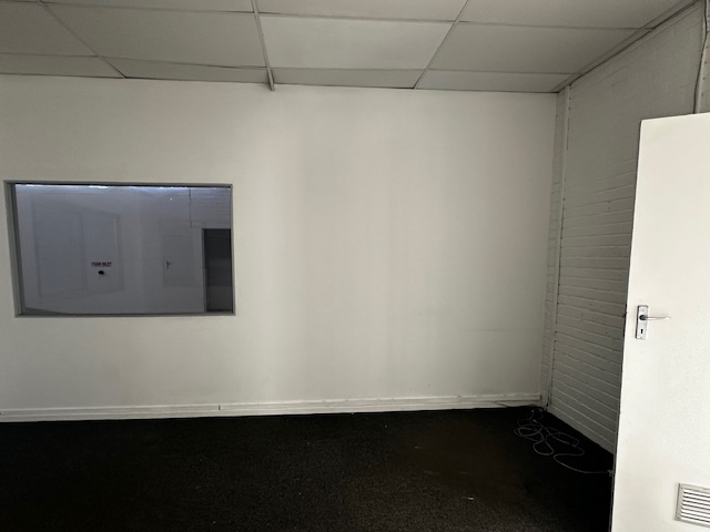 To Let Commercial Property for Rent in Maitland Western Cape